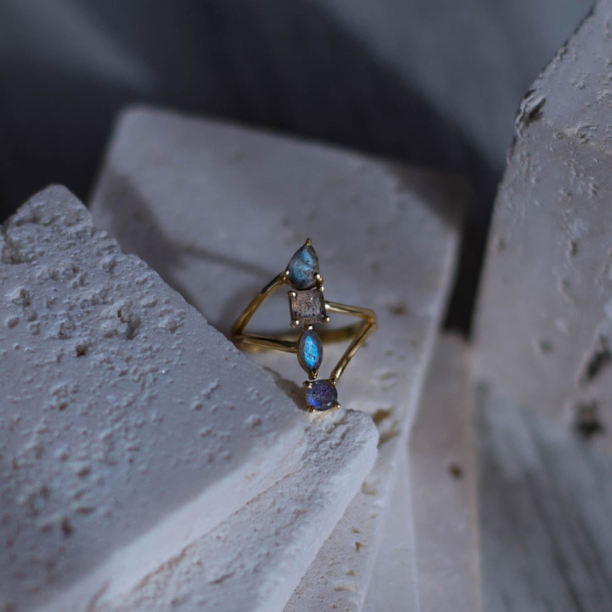 Anillo Lakshmi
