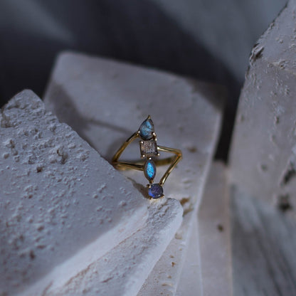 Anillo Lakshmi Labradorita