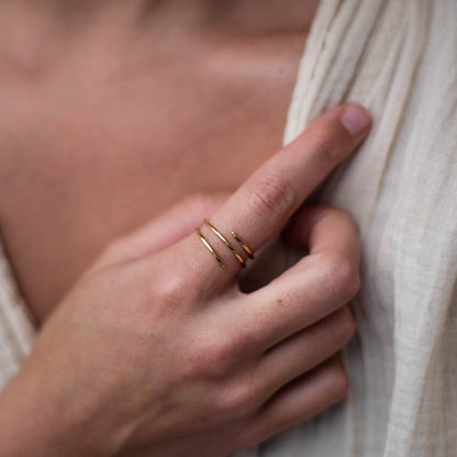 Anillo Thea