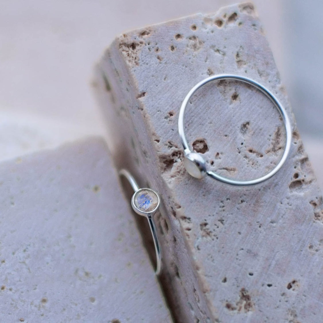 Anillo Vira Labradorita