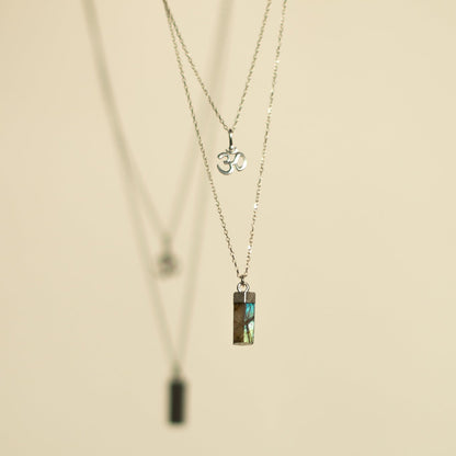 Collar Vikasa Ohm